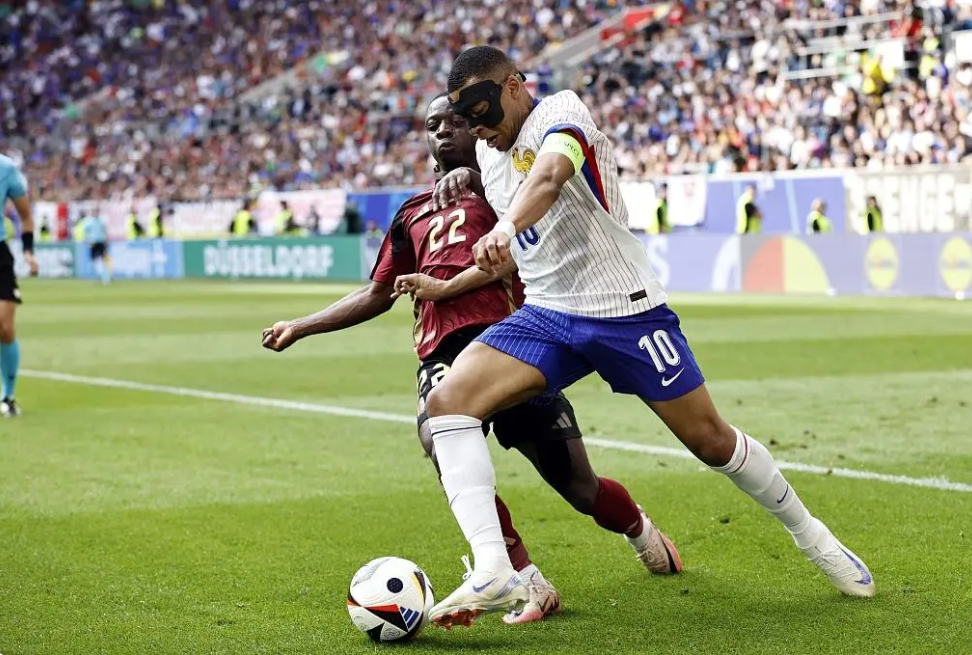 法国险胜尼日利亚，塞尔维亚大胜卢森堡之战